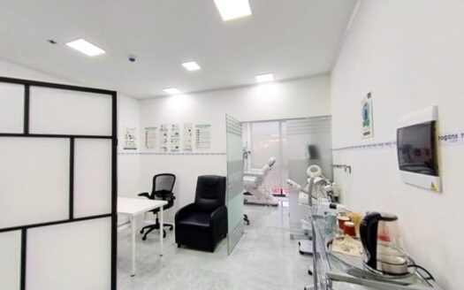 Consultorio 402 en Venta ED. Vihara106