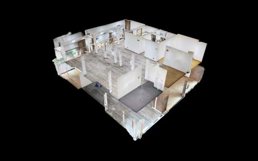 Local en Renta – Parque Central Bavaria